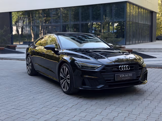 Audi A7 - фото 3