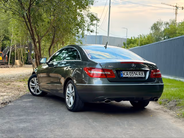 Mercedes-Benz E-Класс - фото 4