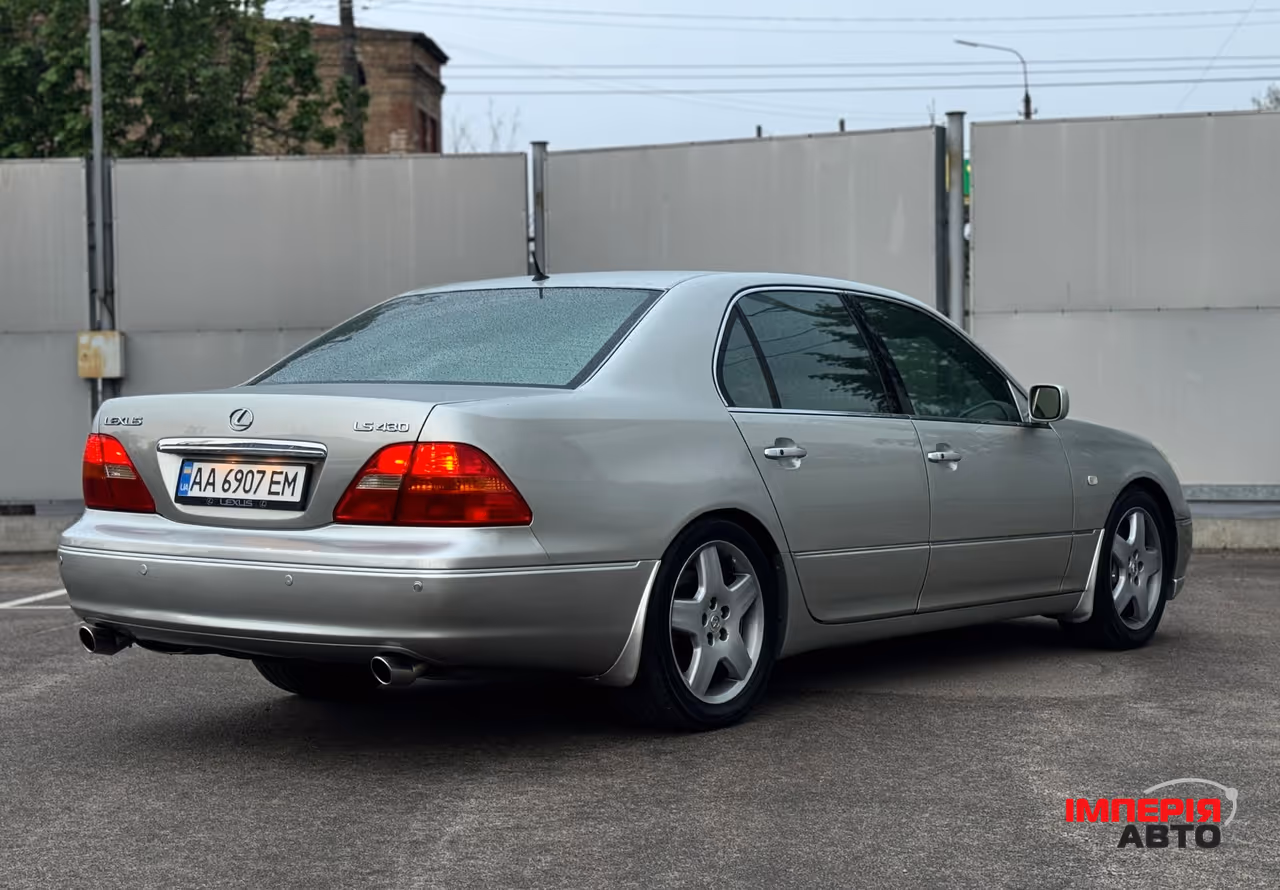 Lexus LS - фото 4