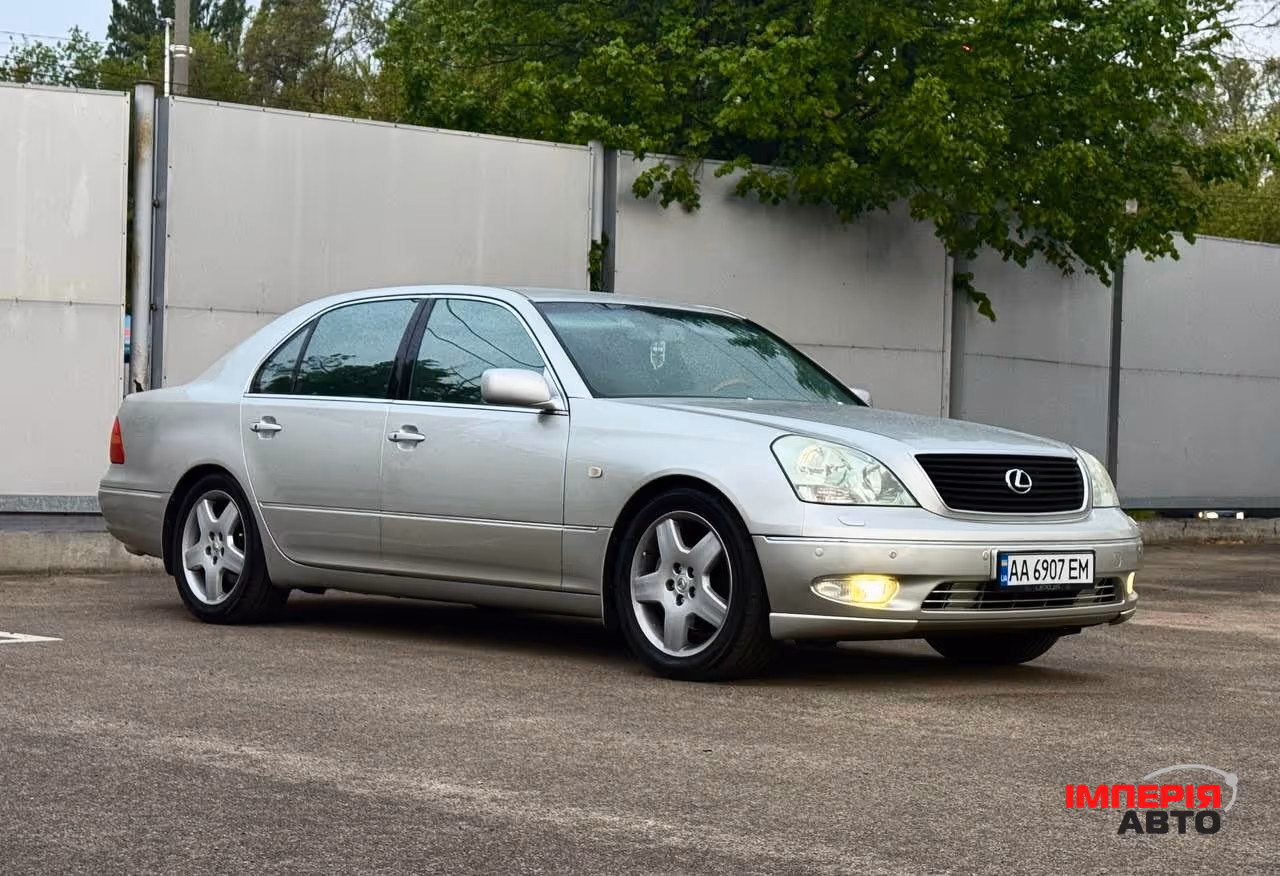 Lexus LS - фото 2