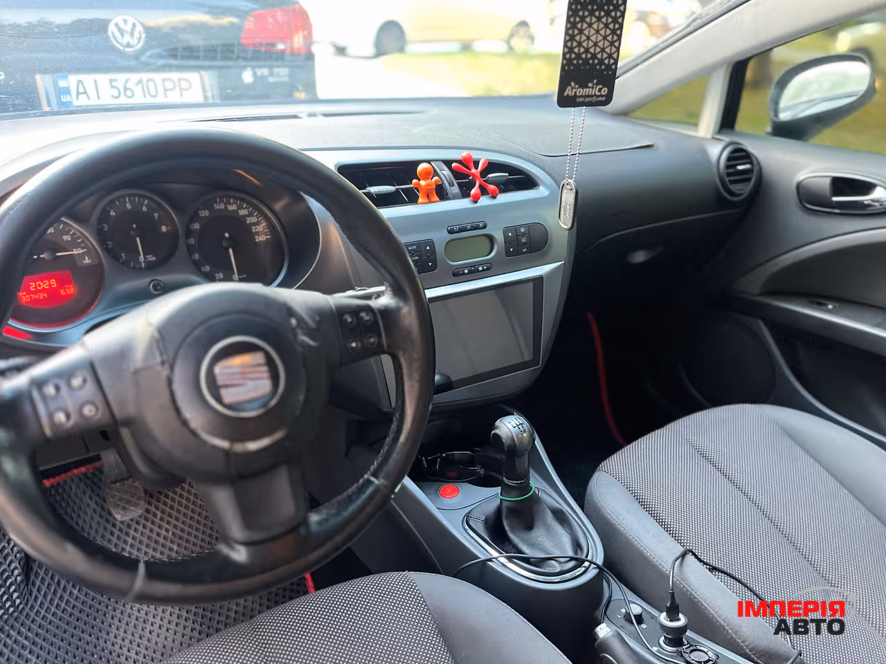 SEAT Leon - фото 12