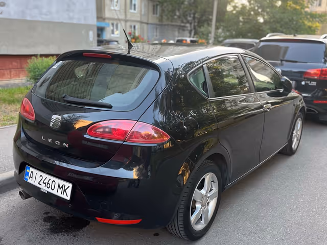 SEAT Leon - фото 5