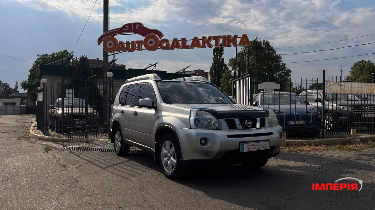 Nissan X-Trail - фото 1