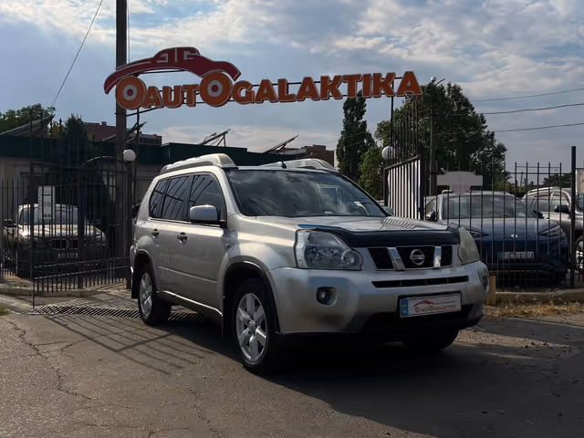 Nissan X-Trail - фото 1