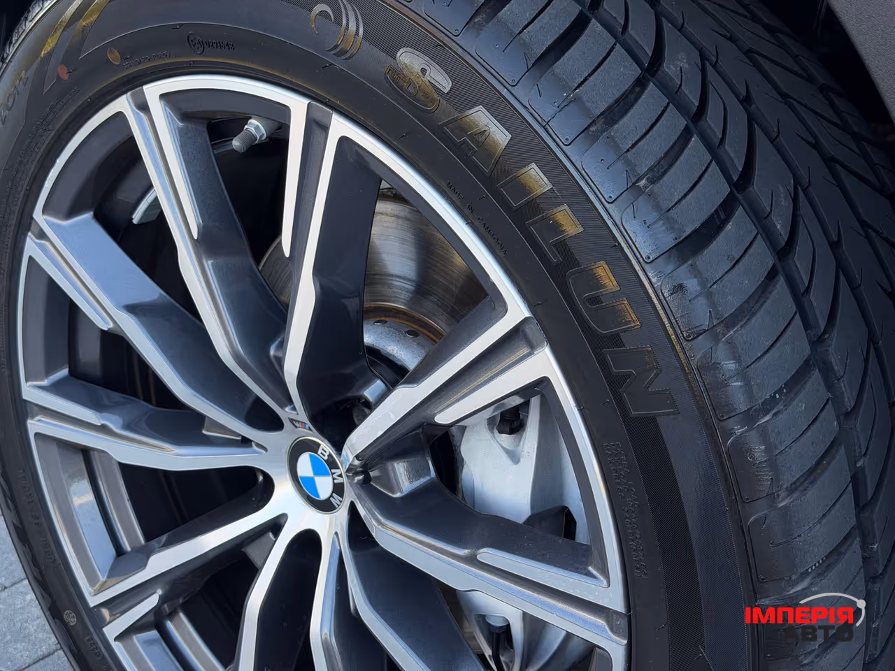 BMW X5 - фото 15