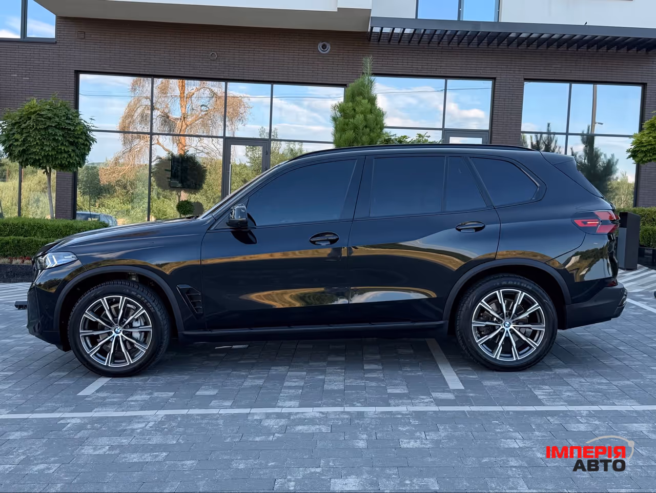 BMW X5 - фото 9