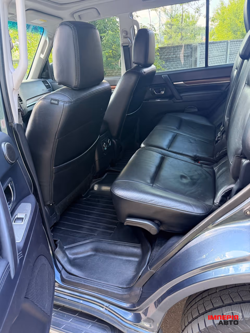 Mitsubishi Pajero - фото 14