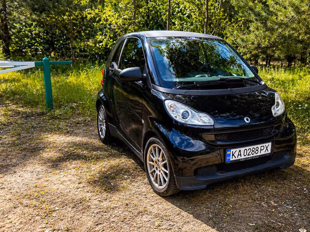 Smart Fortwo - фото 1