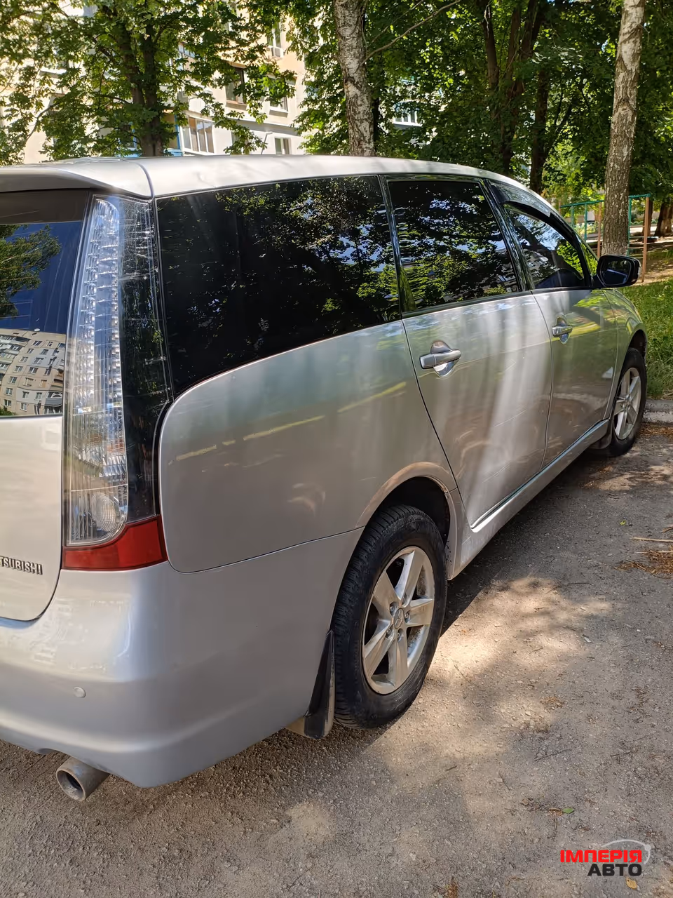 Mitsubishi Grandis - фото 9