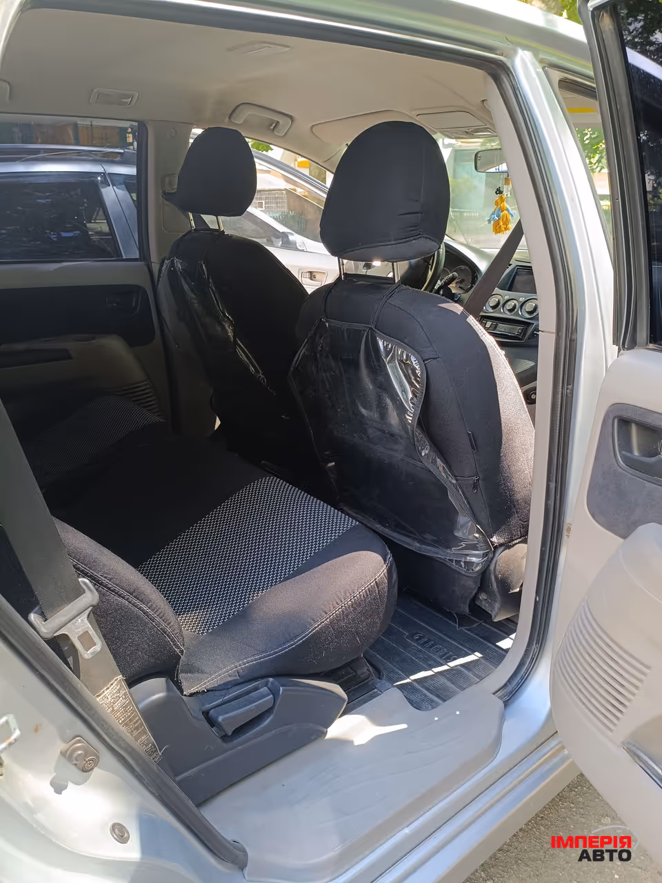 Mitsubishi Grandis - фото 8