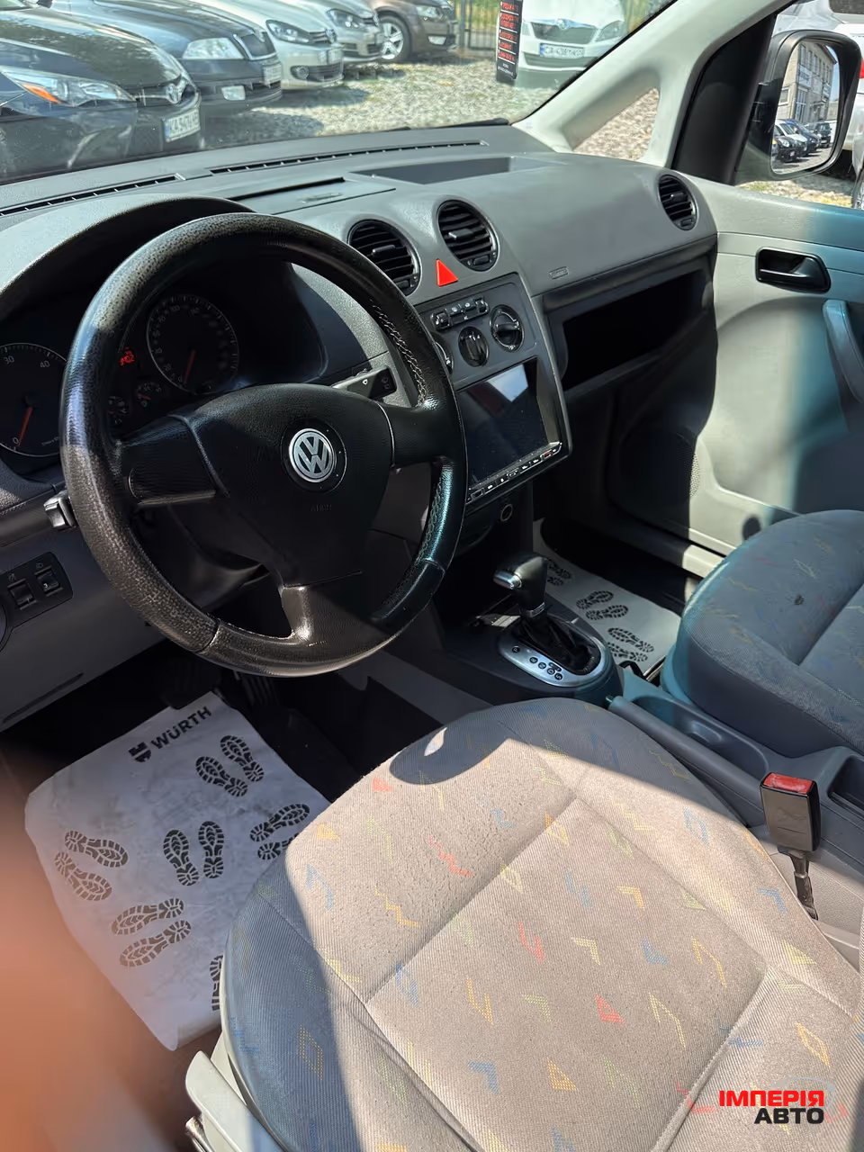 Volkswagen Caddy - фото 9