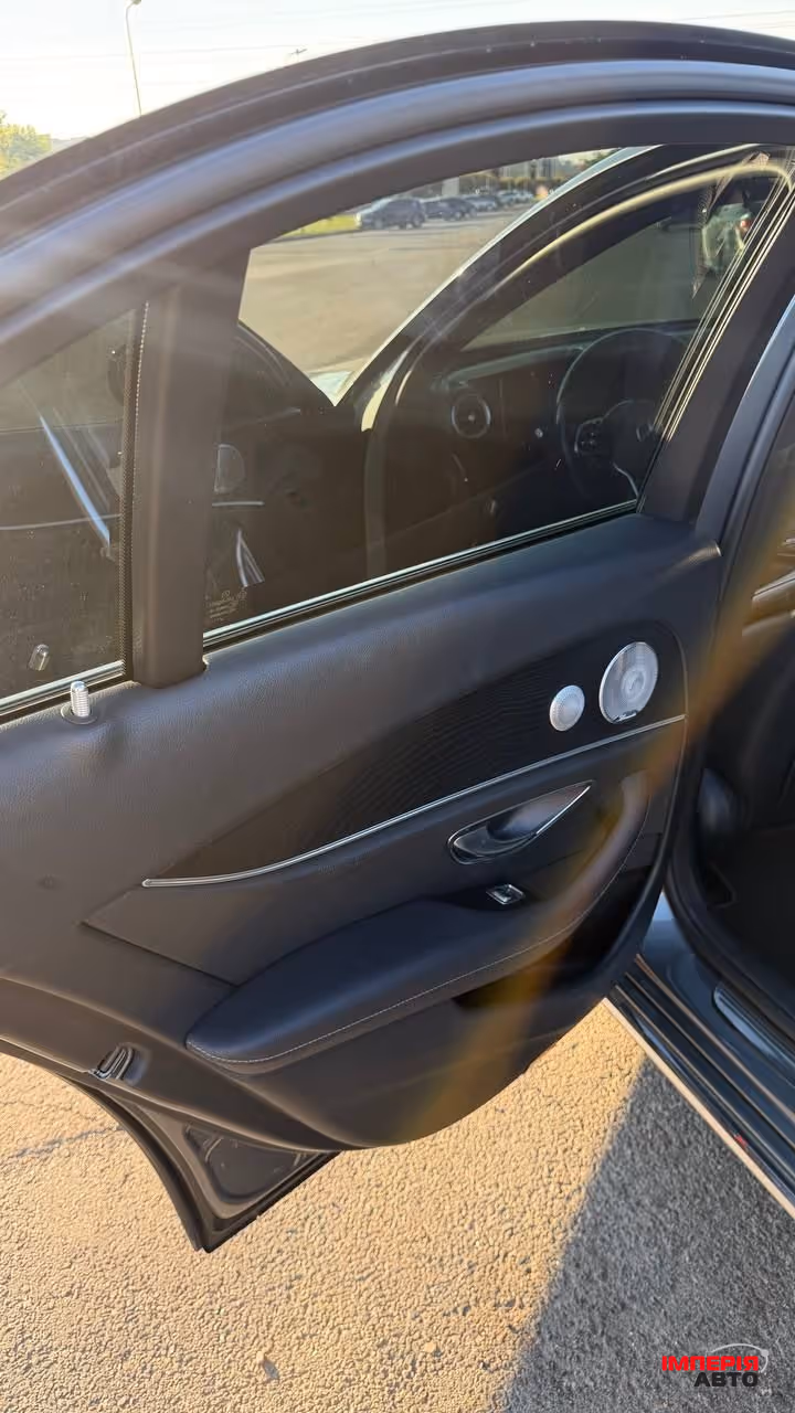 Mercedes-Benz E-Класс - фото 11