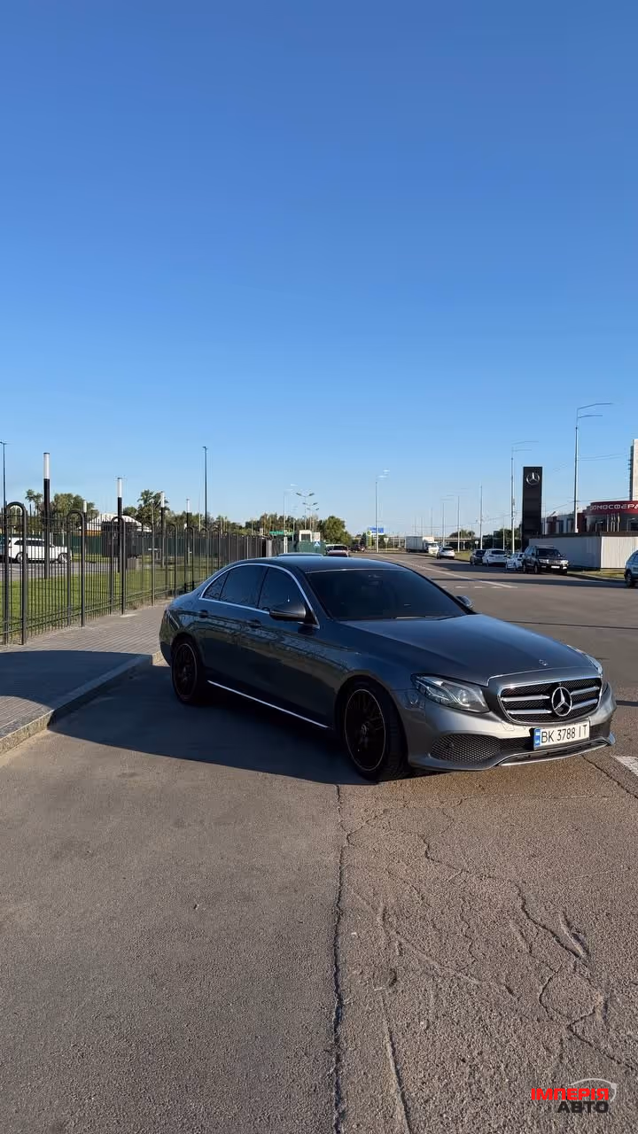 Mercedes-Benz E-Класс - фото 4