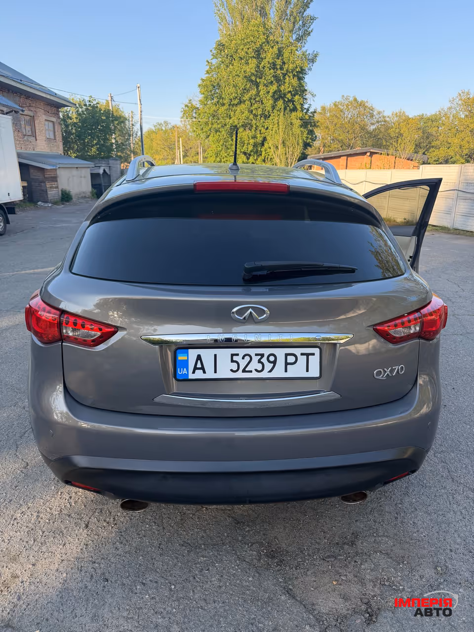 Infiniti QX70 - фото 7