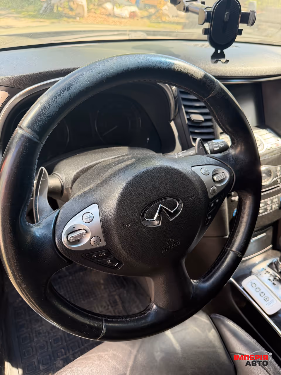 Infiniti QX70 - фото 19