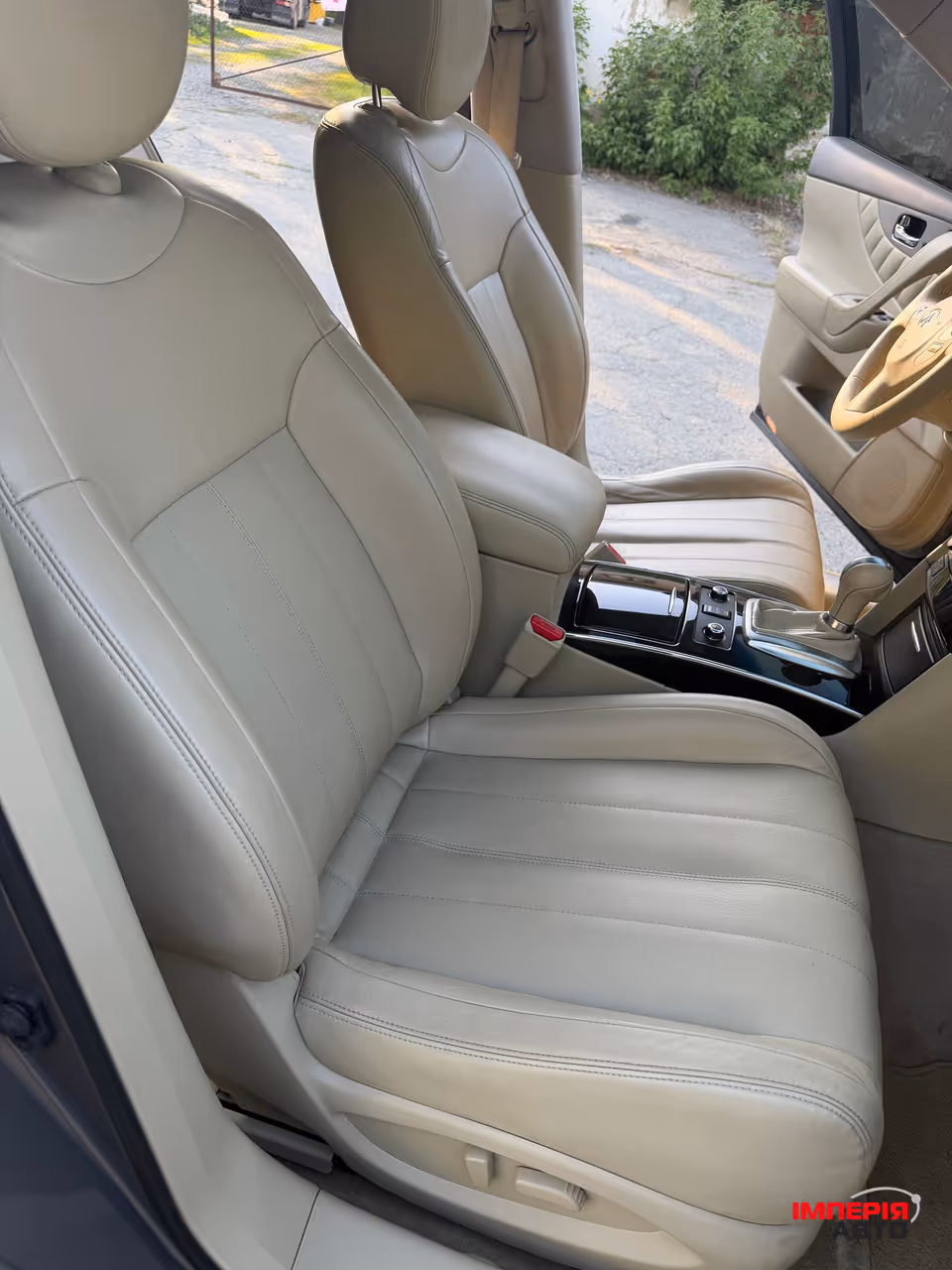 Infiniti QX70 - фото 18