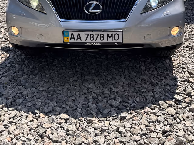Lexus RX - фото 3