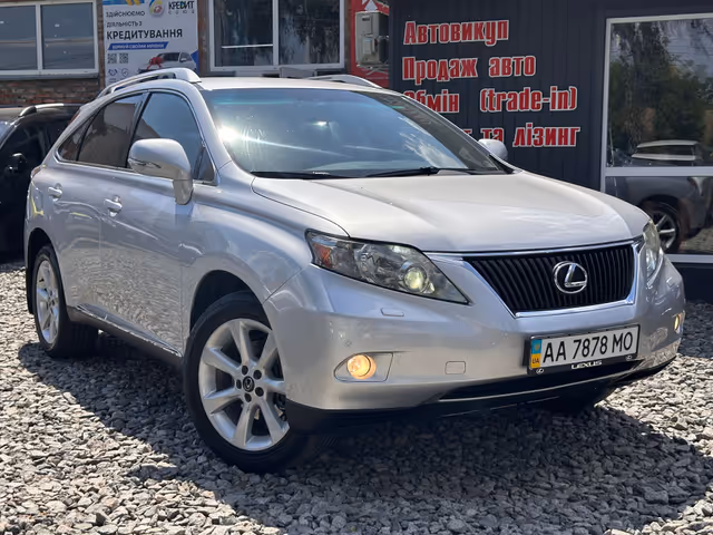 Lexus RX - фото 1