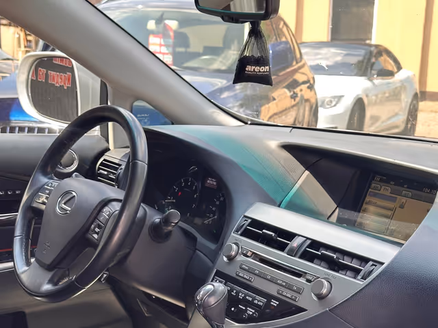 Lexus RX - фото 5