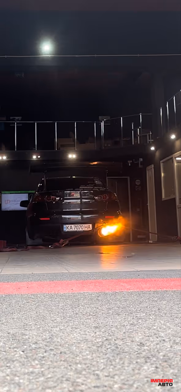 Mitsubishi Lancer Evolution - фото 32
