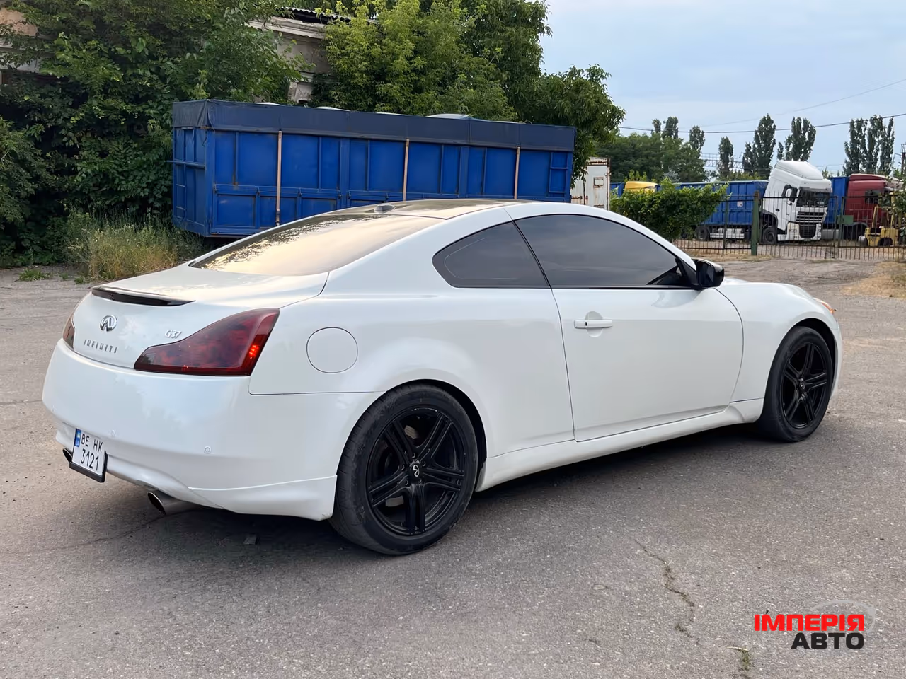 Infiniti G - фото 1