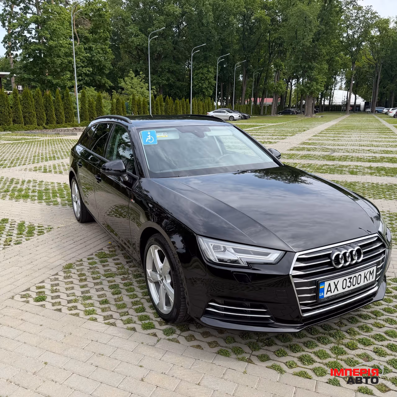 Audi A4 - фото 3