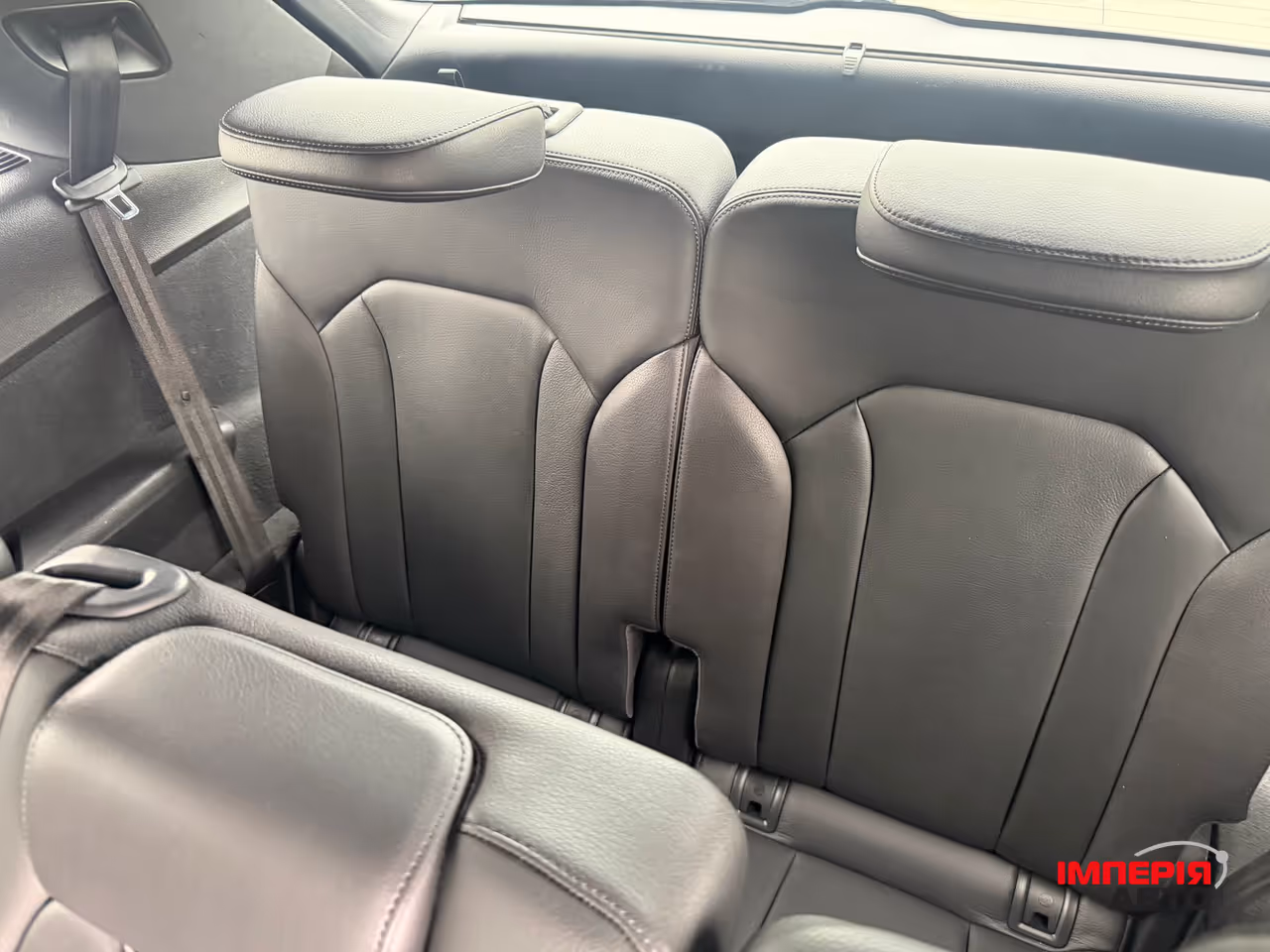 Audi Q7 - фото 27