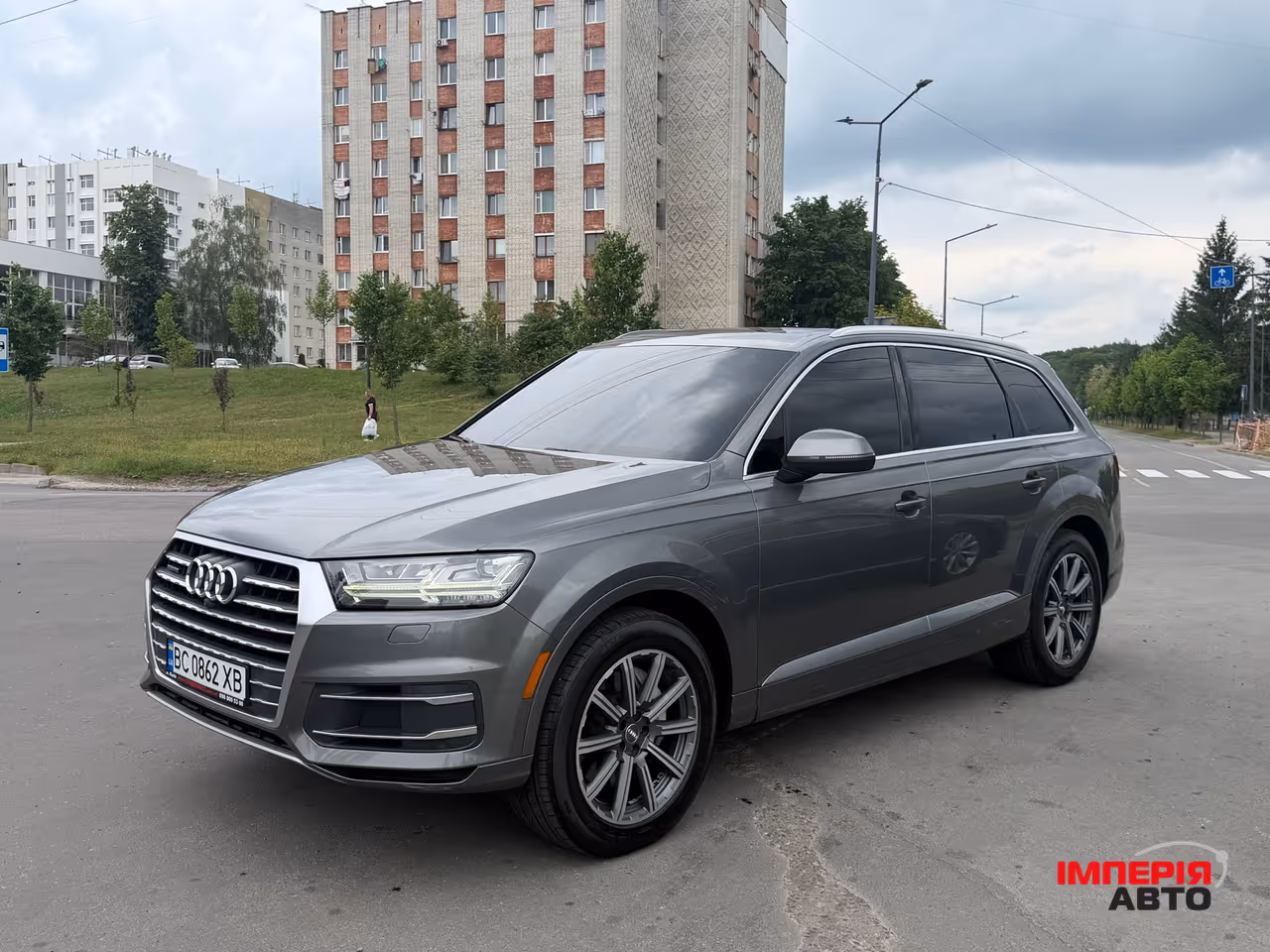 Audi Q7 - фото 3
