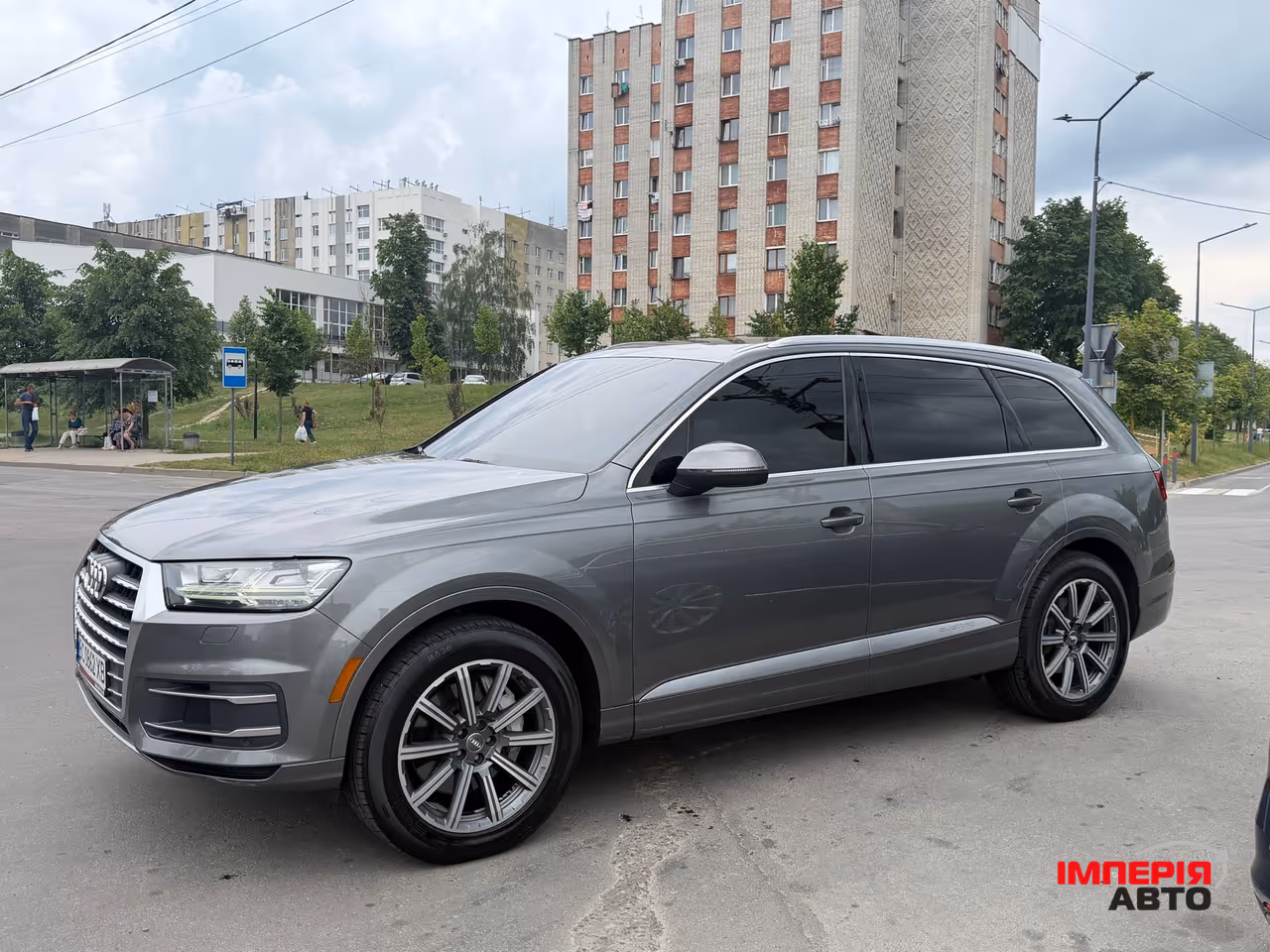 Audi Q7 - фото 5