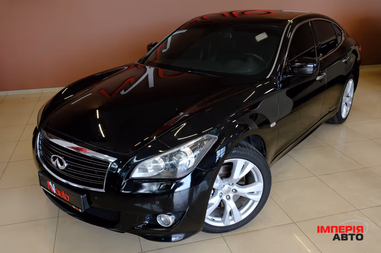 Infiniti M - фото 2