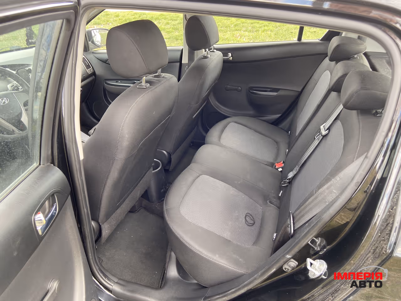 Hyundai i20 - фото 7