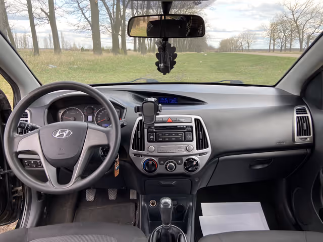 Hyundai i20 - фото 5
