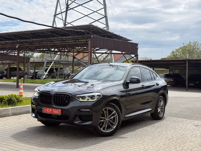 BMW X4 - фото 1