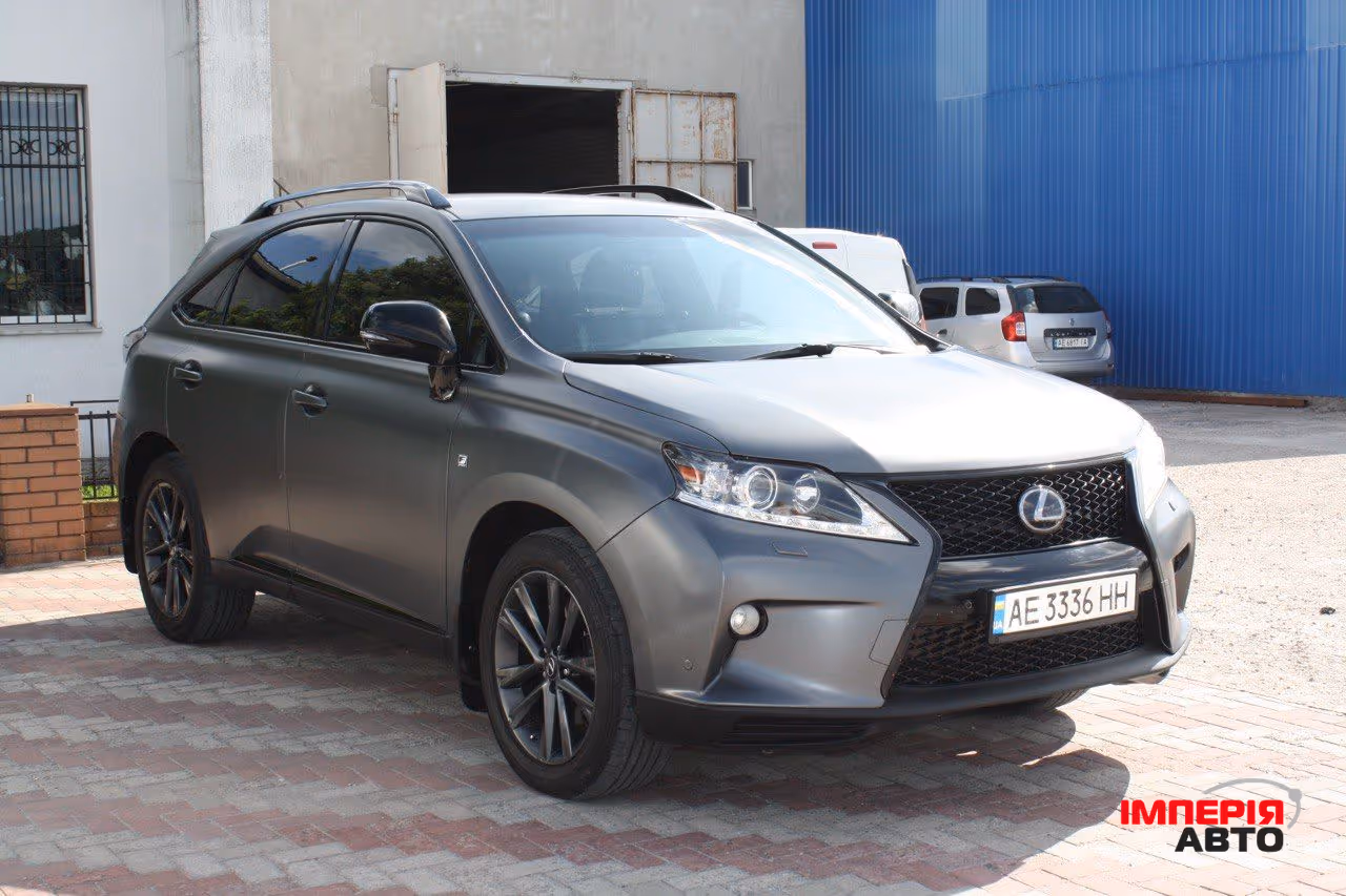 Lexus RX - фото 11