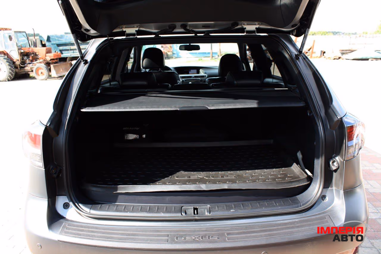 Lexus RX - фото 9