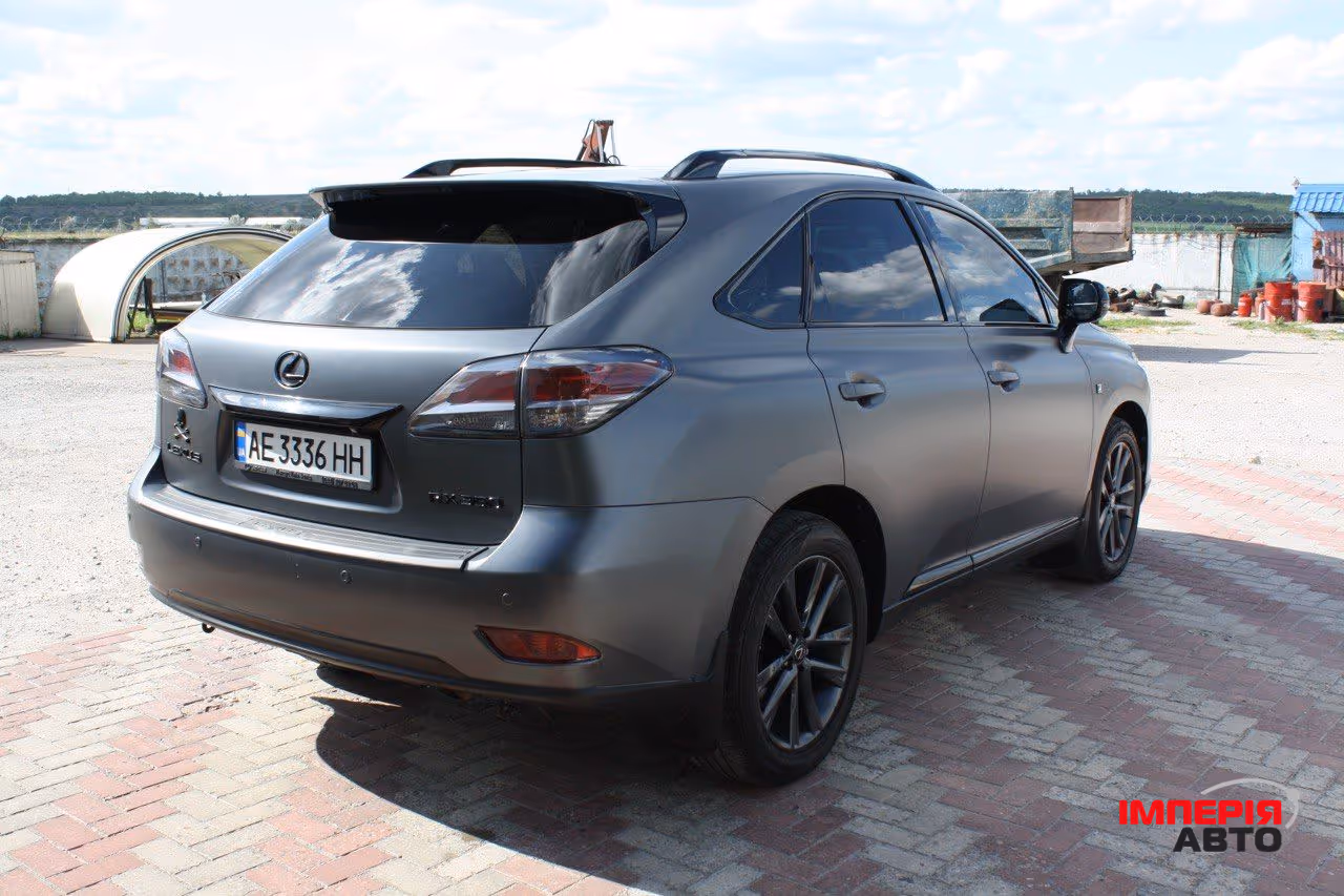 Lexus RX - фото 22