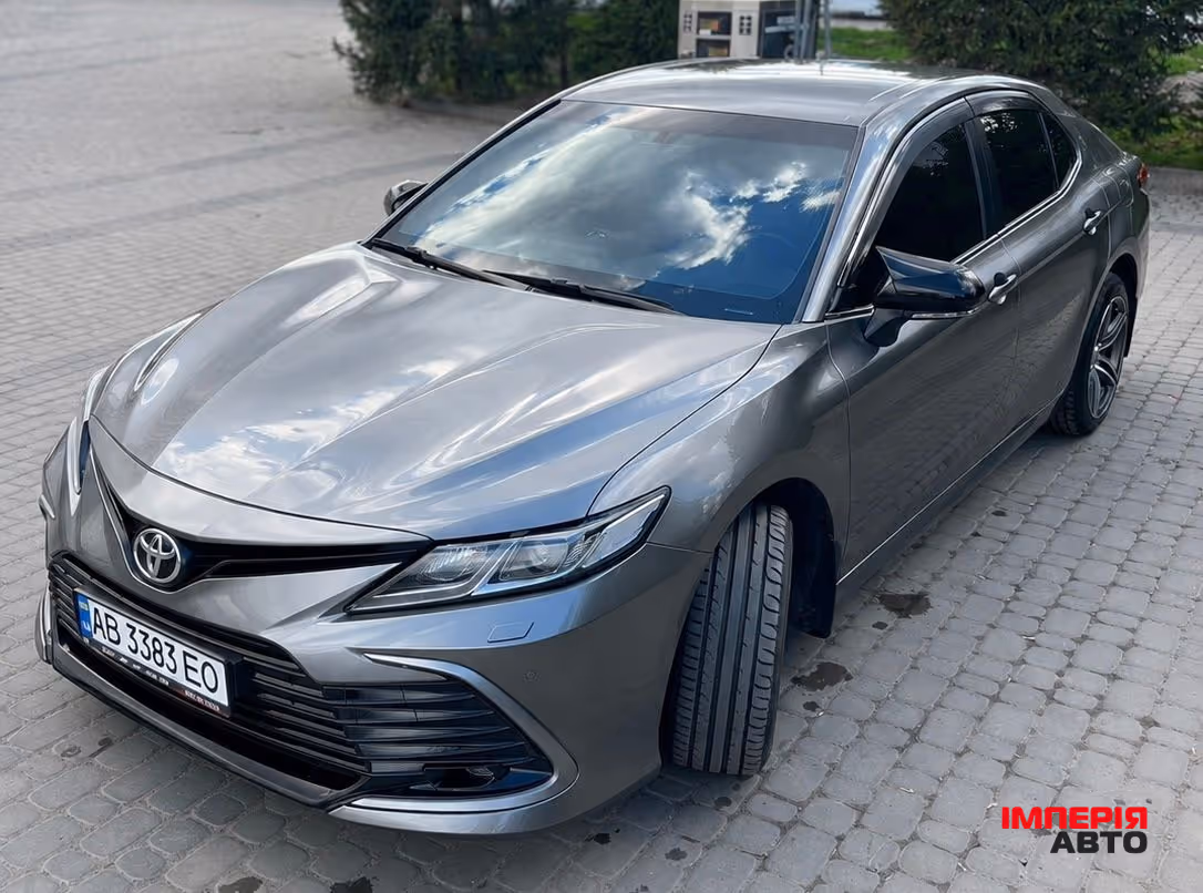 Toyota Camry - фото 5