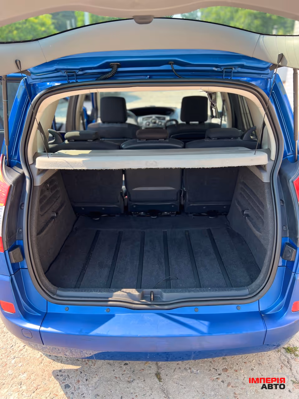 Renault Scenic - фото 14