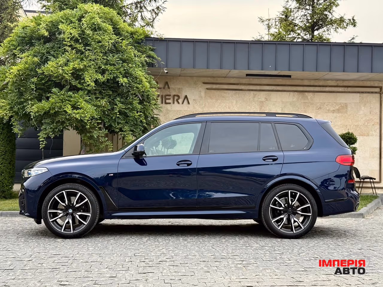 BMW X7 - фото 14