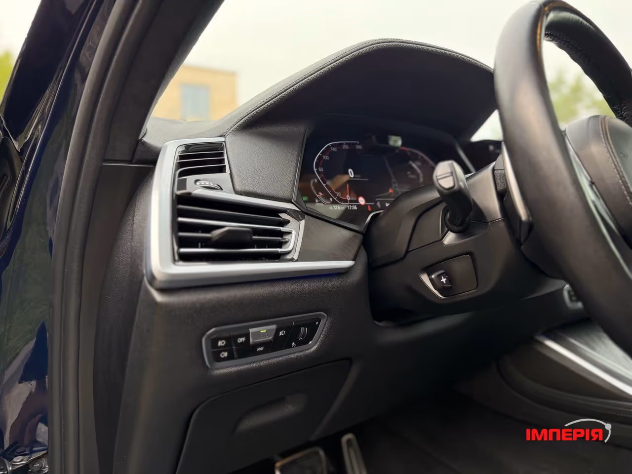 BMW X7 - фото 30