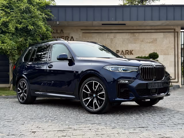 BMW X7 - фото 2