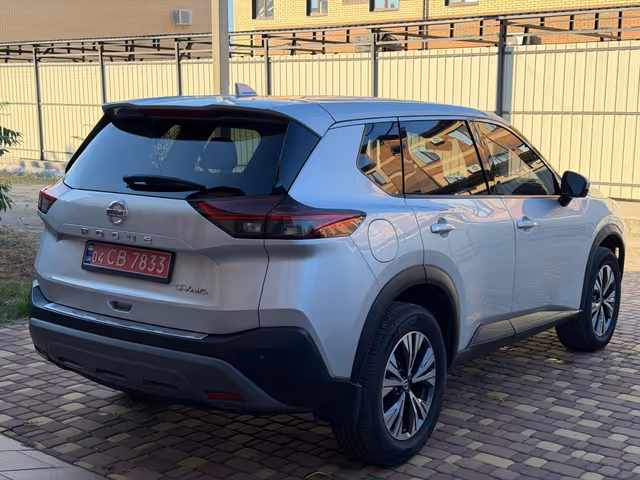 Nissan Rogue - фото 3