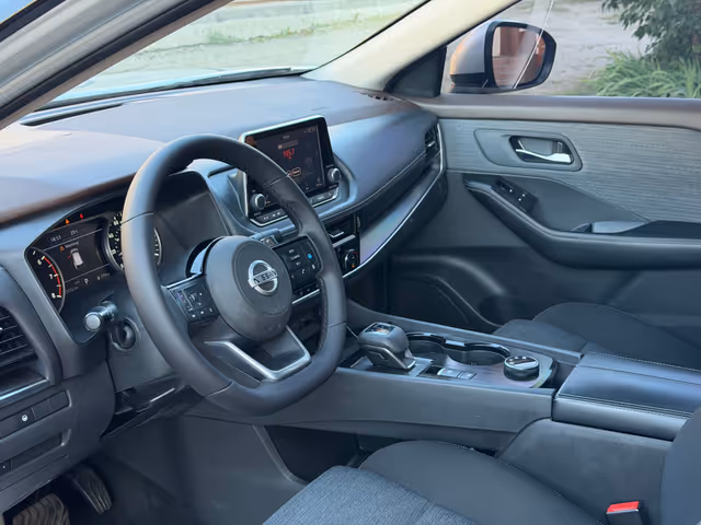 Nissan Rogue - фото 5