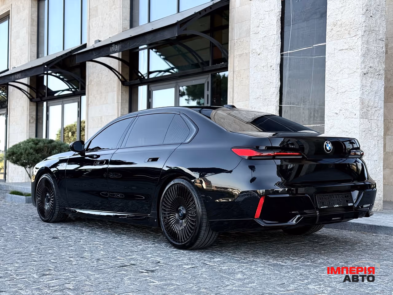 BMW 7 серії - фото 16