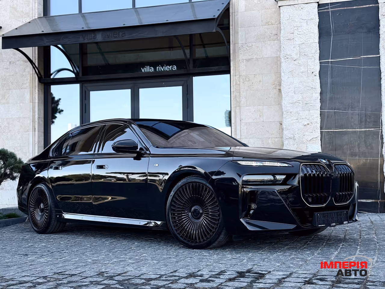 BMW 7 серії - фото 2