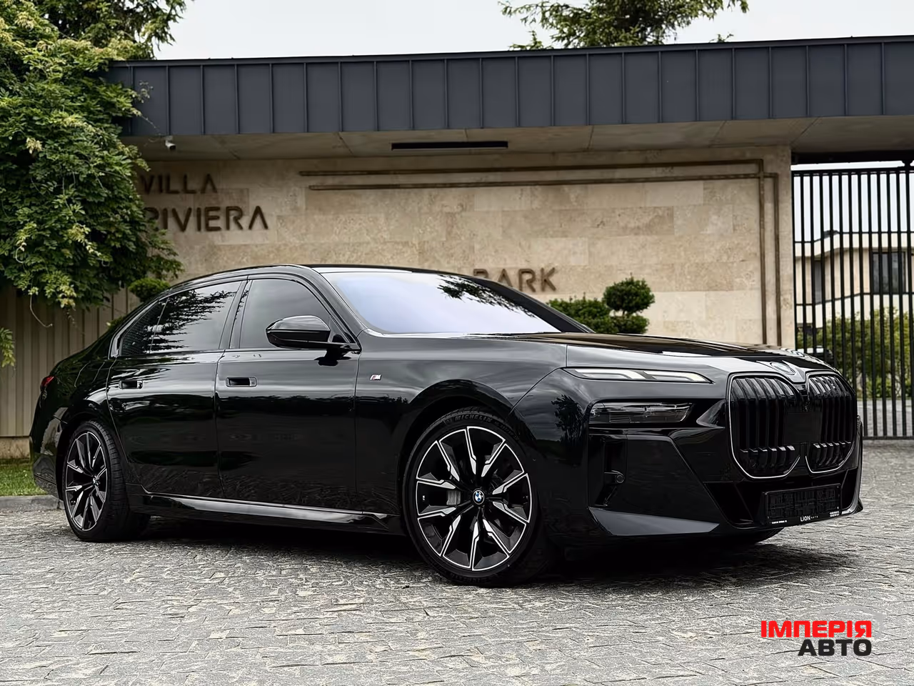 BMW 7 серії - фото 2