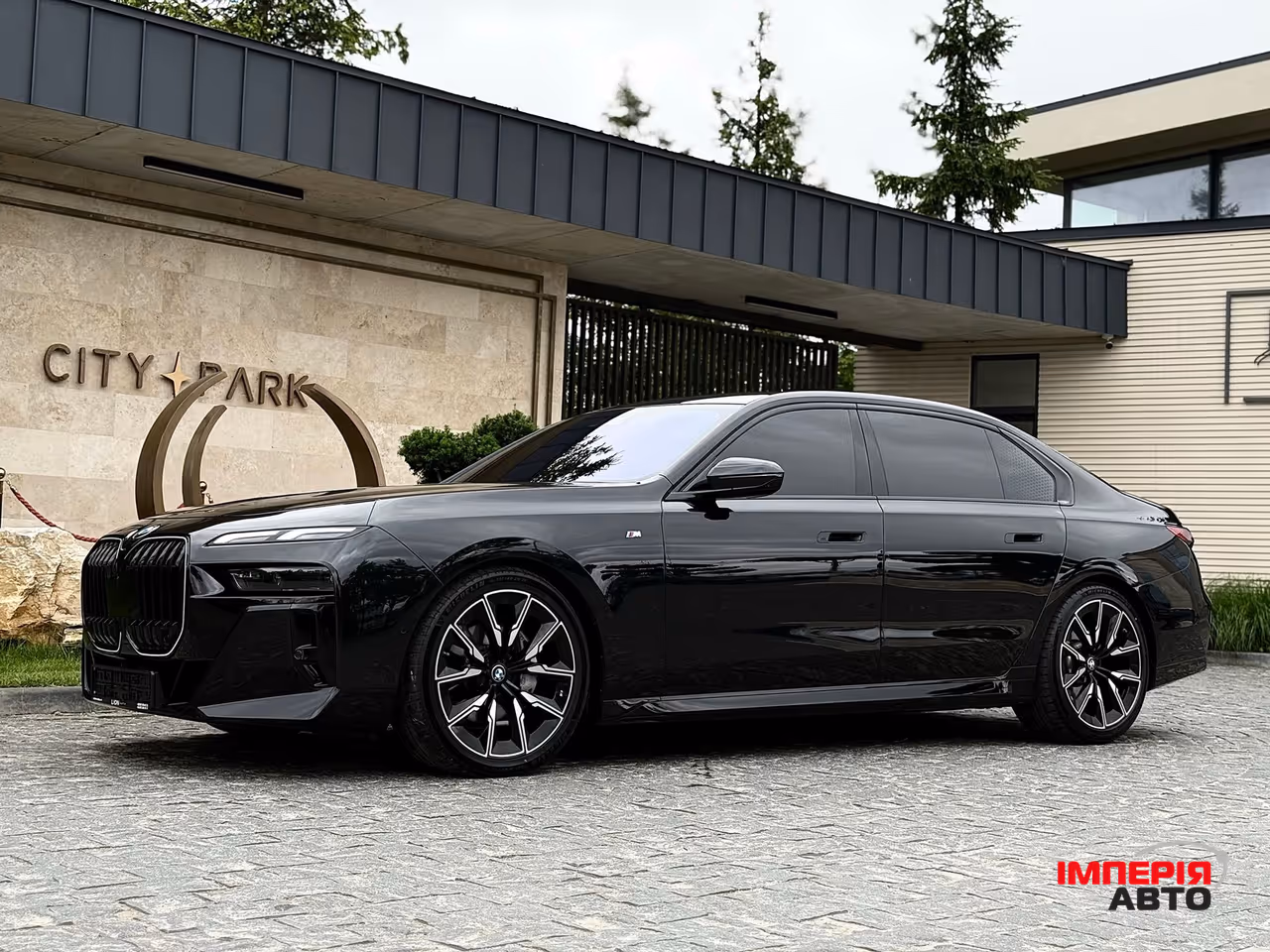 BMW 7 серії - фото 12
