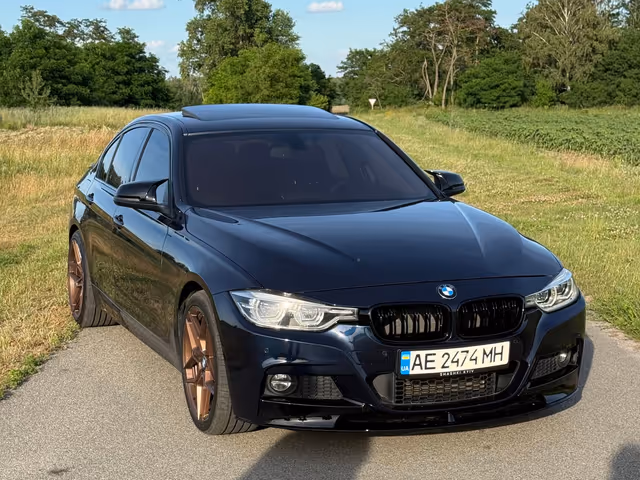 BMW 3 серії - фото 1