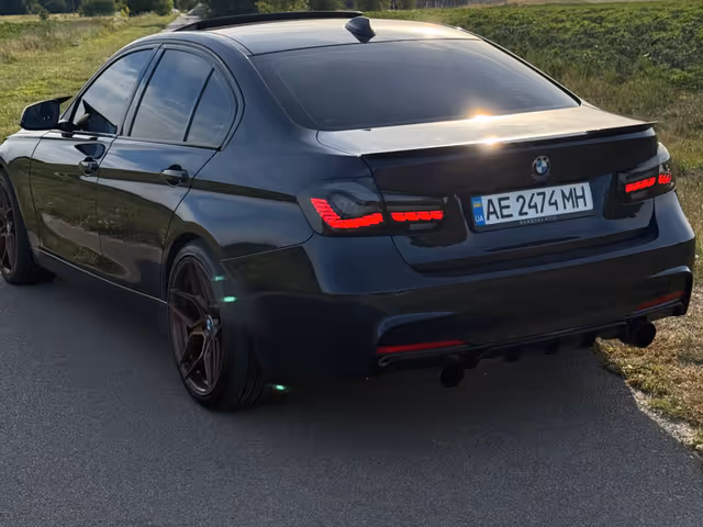 BMW 3 серії - фото 3