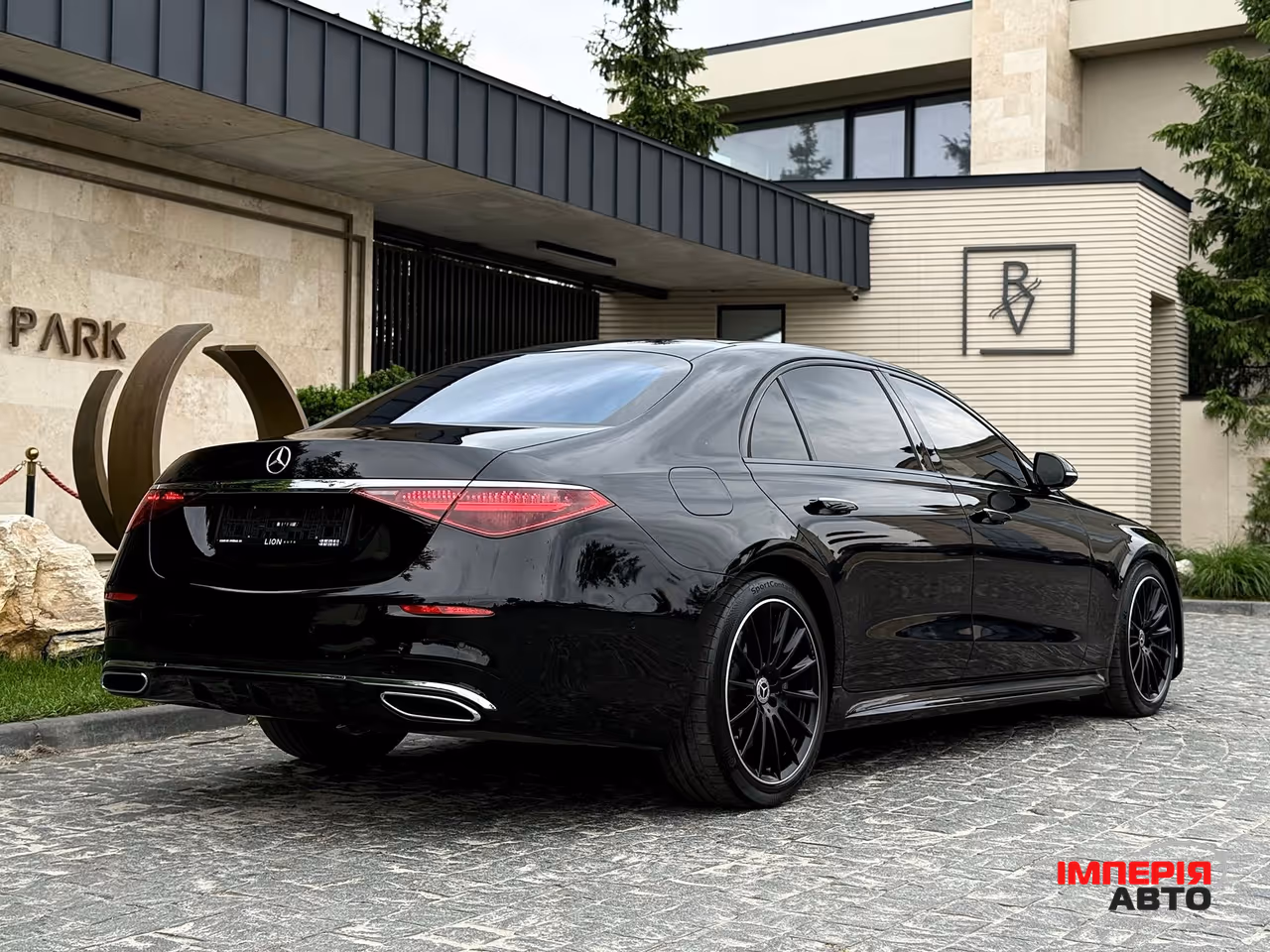Mercedes-Benz S-Класс - фото 23